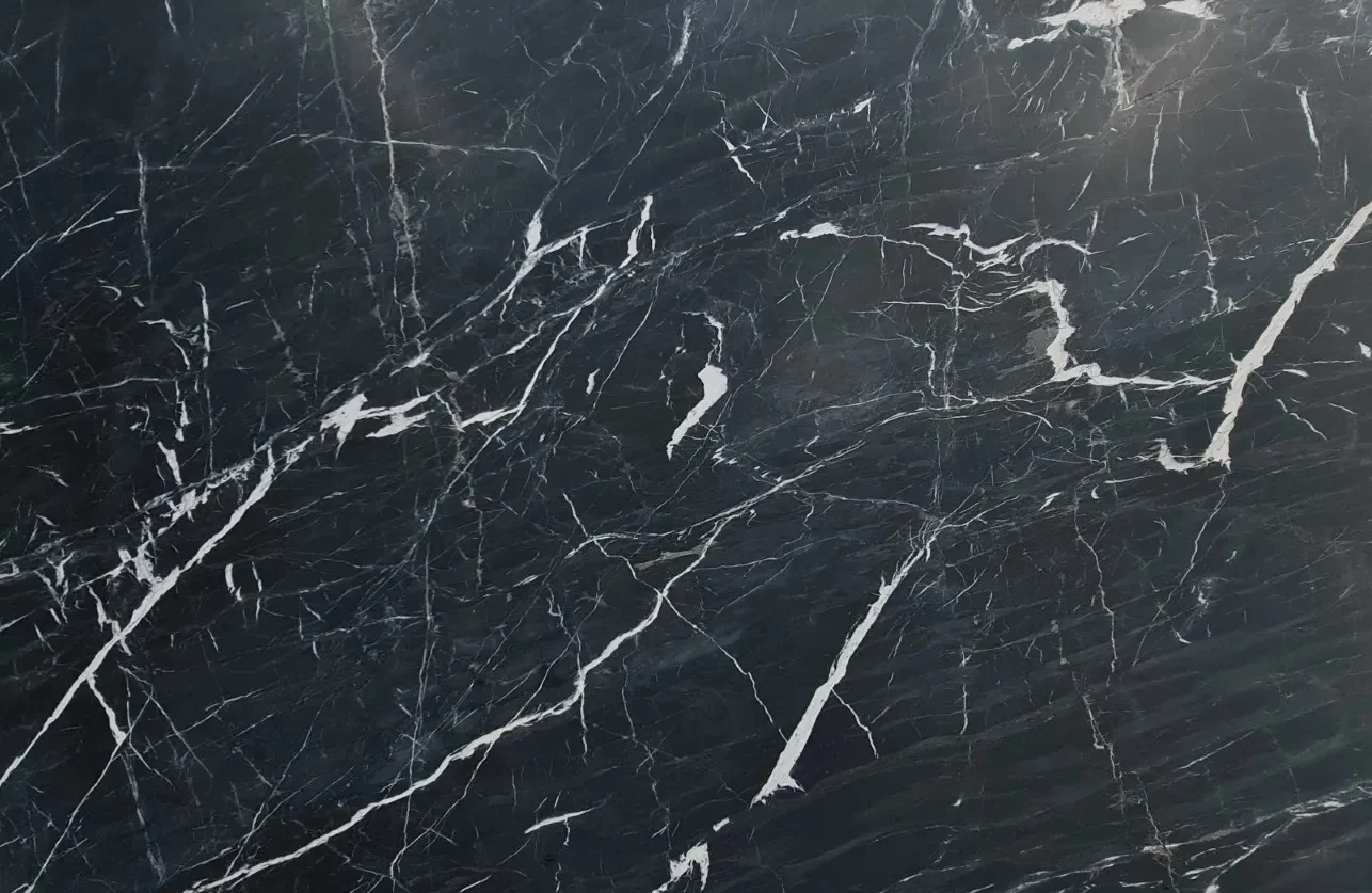 Nero Marquina slab
