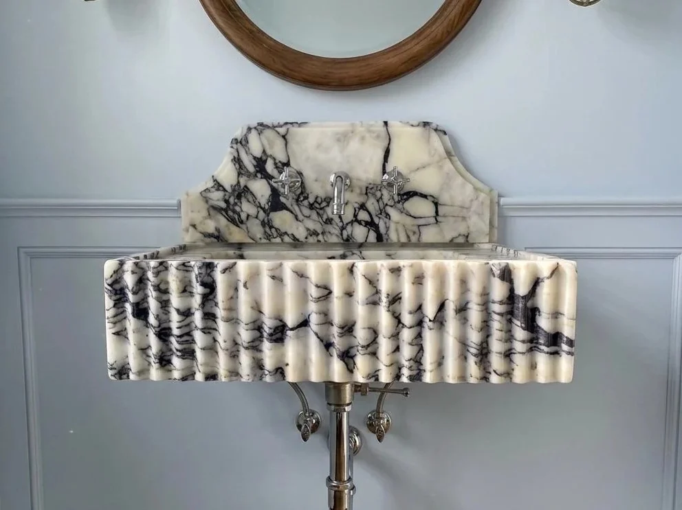 Arabescato marble basin